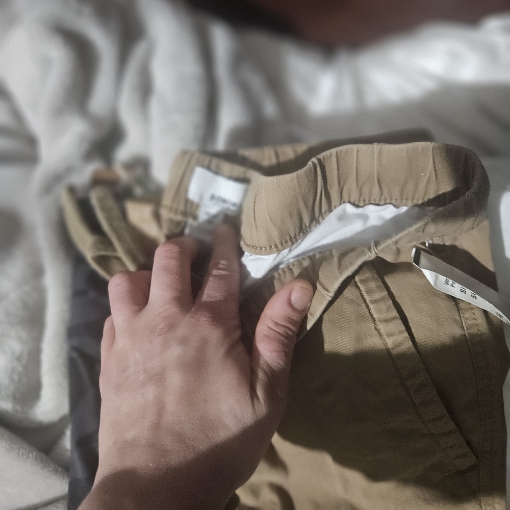 Men's cargo joggers